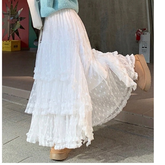 Boho Swiss Dot Lace Stretchy Waist Flared Ruffle Maxi Skirt - Picture 5 of 7